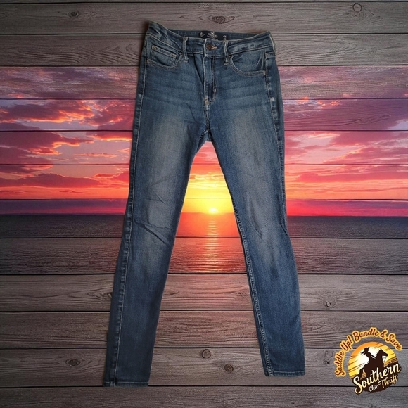 Hollister Denim - HOLLISTER - 26x28 Super Skinny Jeans